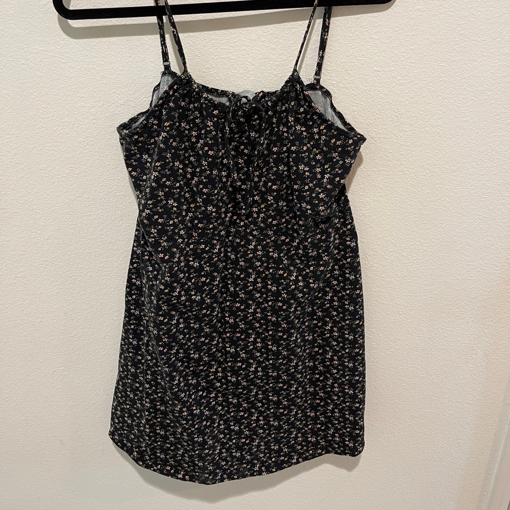BLACK FLORAL MINI DRESS